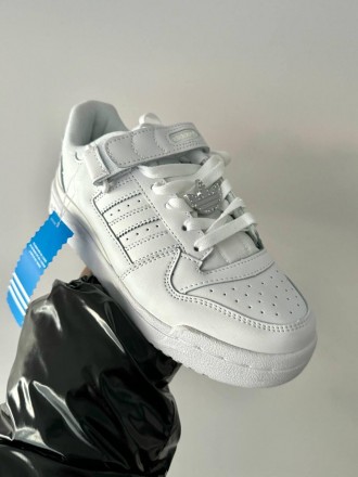 Кроссовки женские белые Adidas Forum Low White
Женские кроссовки Адидас Форум в . . фото 3