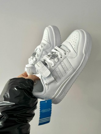 Кроссовки женские белые Adidas Forum Low White
Женские кроссовки Адидас Форум в . . фото 4