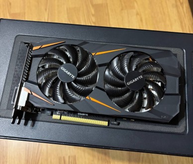 Продаю видеокарту GIGABYTE GeForce GTX1060 3GB. Отличное состояние, без перегрев. . фото 2