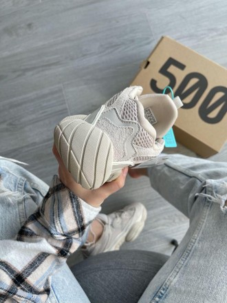 Кроссовки женские бежевые Adidas Yeezy 500 Blush
Потрясающие женские кроссовки А. . фото 6