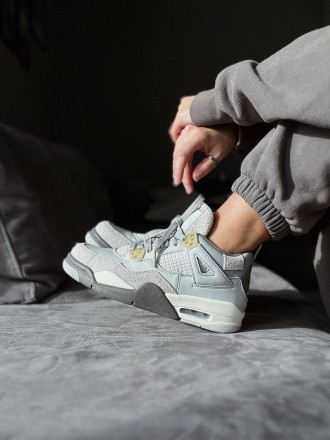 Кроссовки мужские серые Jordan 4 Retro SE Craft Photon Dust
Мужские спортивные к. . фото 5