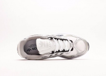 Кроссовки мужские белые Adidas Ozmillen White Silver Blue
Мужские спортивные кро. . фото 8