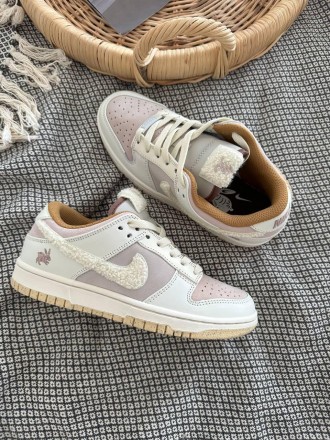 Кроссовки женские бежевые Nike SB Dunk Low Retro Rabbit Fossil Stone
Женские кро. . фото 10