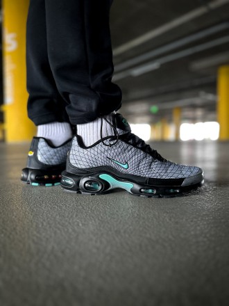 Кроссовки мужские голубые Nike Air Max Plus TN "Tiffany Quad"
Шикарные мужские к. . фото 2