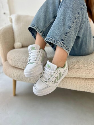 Кроссовки женские белые Adidas Adi2000 White Green
Представляем вам спортивные ж. . фото 7