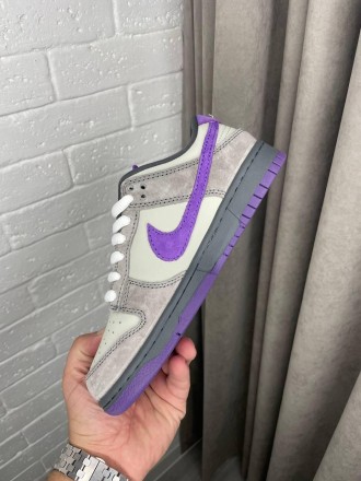 Кроссовки женские серые зимние Nike SB Dunk Low Grey Purple Winter Fur
Зимние же. . фото 8