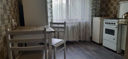 Продам 3-к квартиру Победа-5, пр-т Героев,23. Общ.65м.кв. 1/9. Комнаты раздельны. Победа-5. фото 2