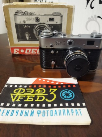 Плівковий фотоапарат ФЕД-3 в шкіряному чохлі (вир-во СРСР 1977р.). Хмельницкий. фото 1 Плівковий фотоапарат ФЕД-3 в шкіряному чохлі (вир-во СРСР 1977р.). Хмельницкий. фото 1