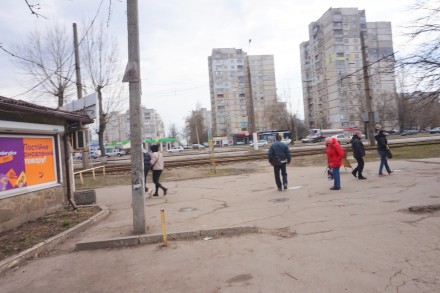 Чудовий магазинчик розташований у великому спальному районі Салтівка по Салтівсь. Салтовка. фото 7