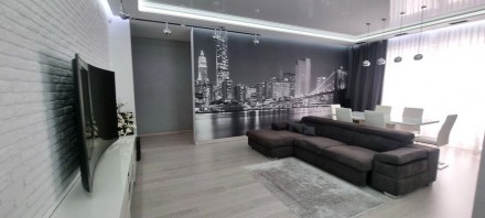 продам шикарную 3-х комн. Центр. фото 10 Продам 3-х комнатную квартиру в центре Днепра, ЖК Дуэт (с авторским дизайном)
. Центр. фото 10