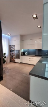 продам шикарную 3-х комн. Центр. фото 1 Продам 3-х комнатную квартиру в центре Днепра, ЖК Дуэт (с авторским дизайном)
. Центр. фото 1