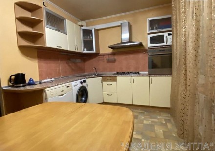 3-комнатная квартира, 87 м.кв.. Киев. фото 1 3-комнатная квартира, 87 м.кв.. Киев. фото 1