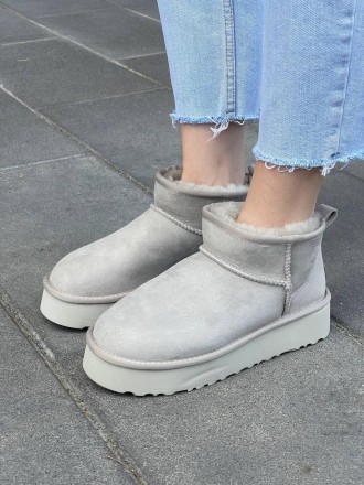 Угги женские зимние серые UGG Ultra Mini Platform Light Grey
Женские сапоги UGG . . фото 9