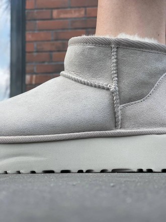 Угги женские зимние серые UGG Ultra Mini Platform Light Grey
Женские сапоги UGG . . фото 11