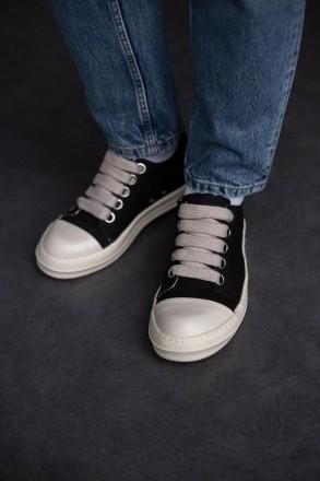 Кеды женские черные Rick Owens Denim Shoes Black White
Шикарные женские кеды Рик. . фото 11