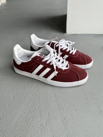 Кроссовки мужские красные Adidas Gazelle Burgundy
Кроссовки Adidas Gazelle Burgu. . фото 5