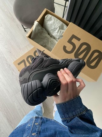 Кроссовки женские черные Adidas Yeezy 500 Utility Black
Погрузитесь в мир непрев. . фото 6