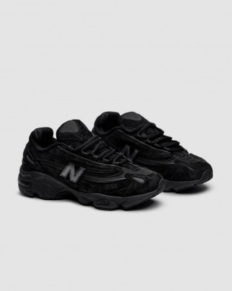 Кроссовки мужские черные New Balance 1000 Black
Откройте для себя стиль и комфор. . фото 3