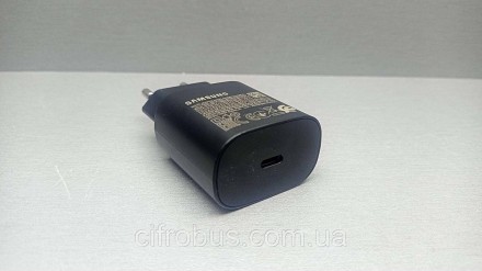 Мережевий зарядний пристрій Samsung EP-TA800 25 W Travel Adapter EP-TA800NBEGRU
. . фото 3