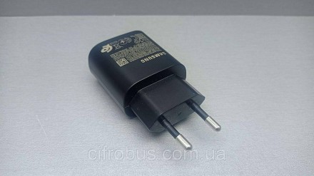 Мережевий зарядний пристрій Samsung EP-TA800 25 W Travel Adapter EP-TA800NBEGRU
. . фото 5