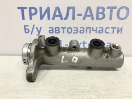 Гальмівний циліндр головний Mitsubishi Lancer 9 1.6 БЕНЗИН 4G18 2003 (б/в). Київ. фото 1 Гальмівний циліндр головний Mitsubishi Lancer 9 1.6 БЕНЗИН 4G18 2003 (б/в). Київ. фото 1