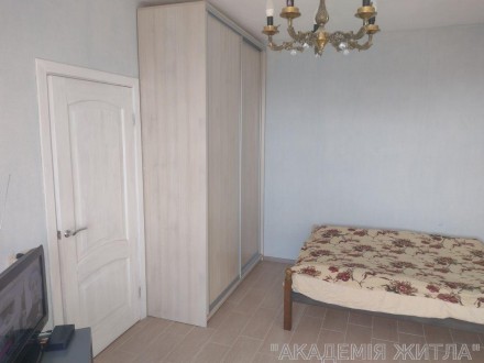 Продається затишна 1-кімнатна квартира з косметичним ремонтом, площею 40 м². ЖК . Виноградарь. фото 2