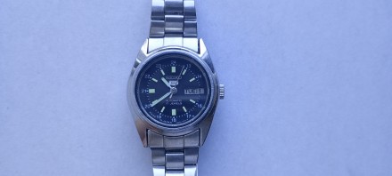 Оригинальные женские наручные часы Seiko 5 Automatic
Модель Seiko 5 automatic 4. . фото 2