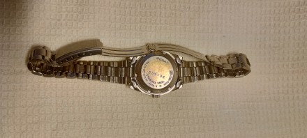 Оригинальные женские наручные часы Seiko 5 Automatic
Модель Seiko 5 automatic 4. . фото 4