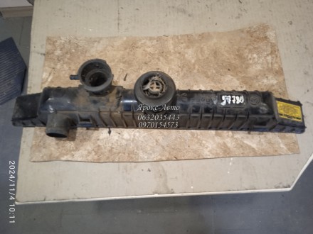 Бачок радиатора охлаждения верхний Mercedes Benz MB100 W631 87-96 000057780. Харьков. фото 1 Бачок радиатора охлаждения верхний Mercedes Benz MB100 W631 87-96 000057780. Харьков. фото 1