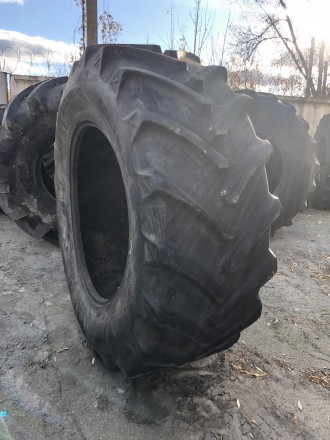 Продам шину 710/70R42 BKT для тракторів в гарному стані.

Ціну уточнюйте за те. . фото 4