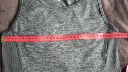 Спортивний топ з вирізом на спині, для йоги, дівчинці р.146-156, Nike yoga dri-f. . фото 8 Спортивний топ для йоги з вирізом на спині, дівчинці р.146-156, Nike yoga dri-fi. . фото 8