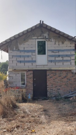 Продається новобудова ( незавершене будівництво) в с. Соколівське.
Новий дах ( . . фото 8