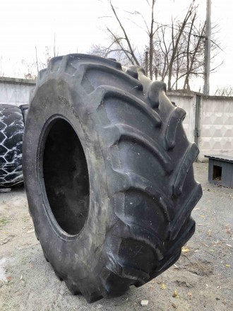 Шина 650/85R38 Firestone для тракторів в гарному стані.

Ціну уточнюйте за тел. . фото 2