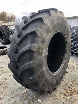 Шина 650/85R38 Firestone для тракторів в гарному стані.

Ціну уточнюйте за тел. . фото 4