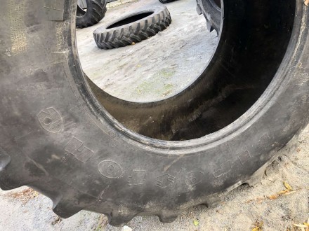 Шина 650/85R38 Firestone для тракторів в гарному стані.

Ціну уточнюйте за тел. . фото 8