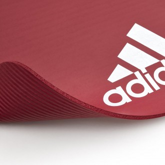 
Тренувальний килимок ADMT-11014RD від Adidas ідеально підходить для тренувань д. . фото 2