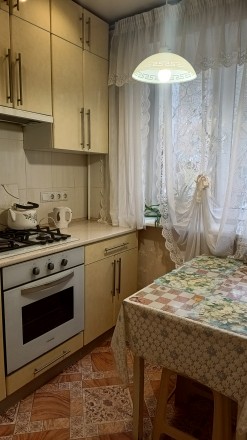 2 поверх на Черемушках. Кімнати окремі!. Одесса. фото 1 2 поверх на Черемушках. Кімнати окремі!. Одесса. фото 1