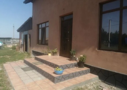 Продам дім в півтора поверха, в Київській області в селі Мостище, з мебелями 12 сот землі. Макарів. фото 1 Продам дім в півтора поверха, в Київській області в селі Мостище, з мебелями 12 сот землі. Макарів. фото 1