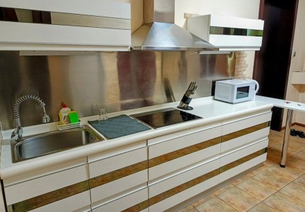 3-кімнатна, Антоновича вул. (Горького), 140, Голосіївський. Киев. фото 1 3-кімнатна, Антоновича вул. (Горького), 140, Голосіївський. Киев. фото 1