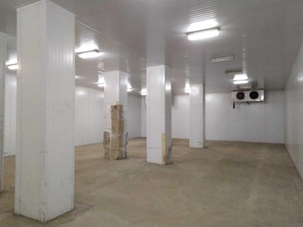 Склады, 428 м.кв.. Київ. фото 1 Склады, 428 м.кв.. Київ. фото 1