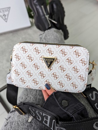 Сумка Guess кросс-боді міні лого білий. Київ. фото 1 Сумка Guess кросс-боді міні лого білий. Київ. фото 1