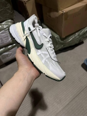 Кросівки Nike V2K Run. Киев. фото 1 Кросівки Nike V2K Run. Киев. фото 1