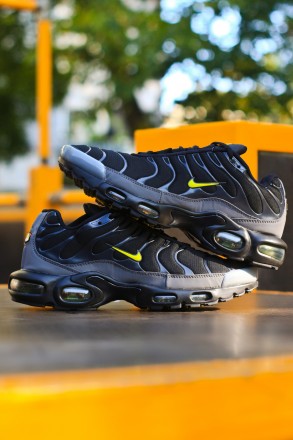 Кросівки Nike Air Max TN Plus. Київ. фото 1 Кросівки Nike Air Max TN Plus. Київ. фото 1