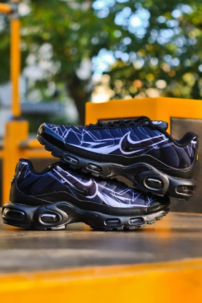 Кросівки Nike Air Max TN Plus. Київ. фото 1 Кросівки Nike Air Max TN Plus. Київ. фото 1