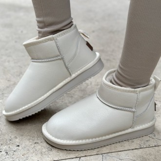 Черевики Уггі No Brand. Киев. фото 1 Черевики Уггі No Brand. Киев. фото 1