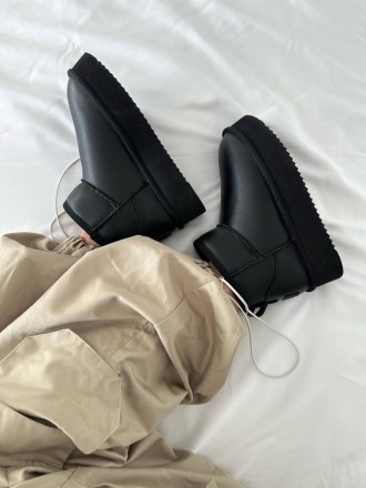 Зимние ботинки UGG ULTRA MINI PLATFORM BLACK LEATHER. Киев. фото 1 Зимние ботинки UGG ULTRA MINI PLATFORM BLACK LEATHER. Киев. фото 1