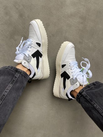 Жіночі кросівки OFF-White Sponge White/Black. Київ. фото 1 Жіночі кросівки OFF-White Sponge White/Black. Київ. фото 1