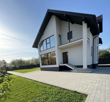 дом, 250 м.кв.. Ивано-Франковск. фото 1 дом, 250 м.кв.. Ивано-Франковск. фото 1