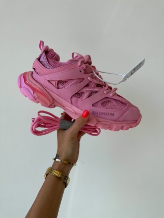 ? ТОП ЯКІСТЬ — Без передоплати! Якісні кросівки BALENCIAGA Track Pink 37. Київ. фото 1 ? ТОП ЯКІСТЬ — Без передоплати! Якісні кросівки BALENCIAGA Track Pink 37. Київ. фото 1