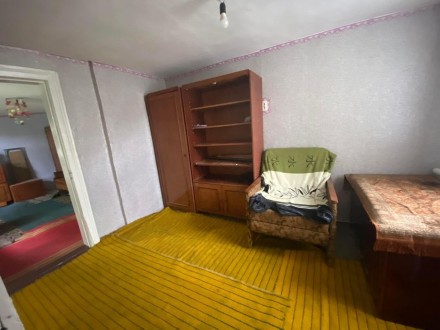 Терміновий продаж половини будинку. . фото 7 Продаж половини будинку
Діви на двох власників інший будинок також продається . . фото 7
